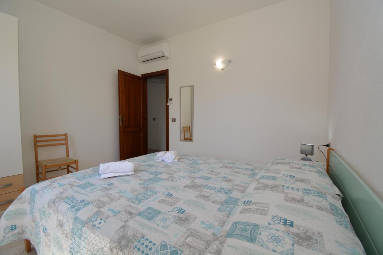 Appartamenti Corallo San Teodoro  Exterior photo